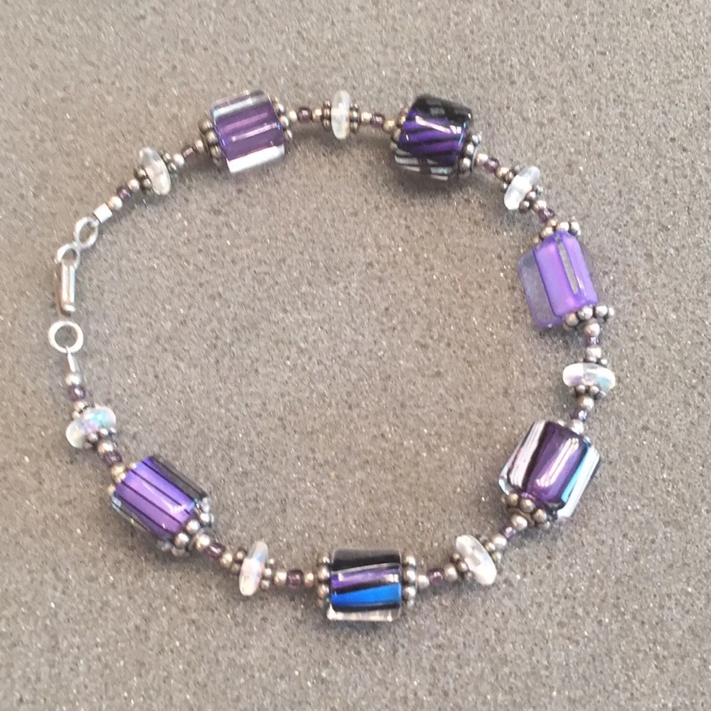 Purple Beaded Bracelet - Picture 8 of 13